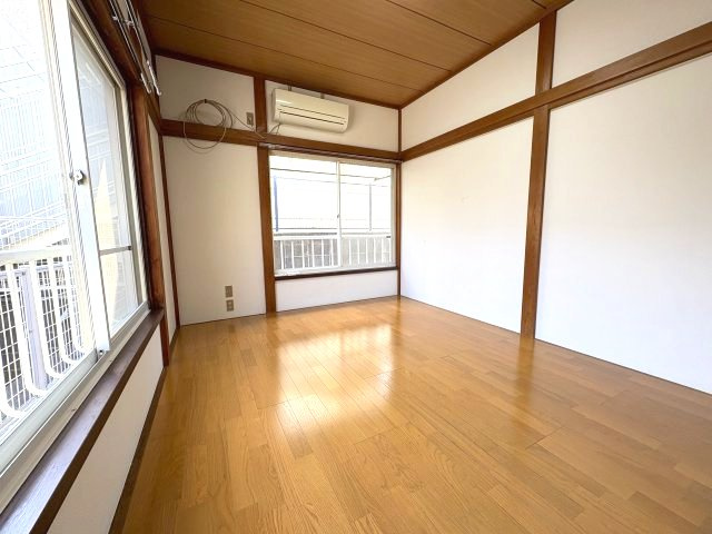 ハイツ宮森Ⅰの居間・リビング