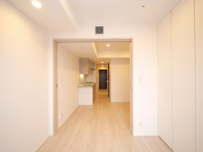 【居間・リビング】 | ザ・パークハビオ塚本 | おしゃれな居間です