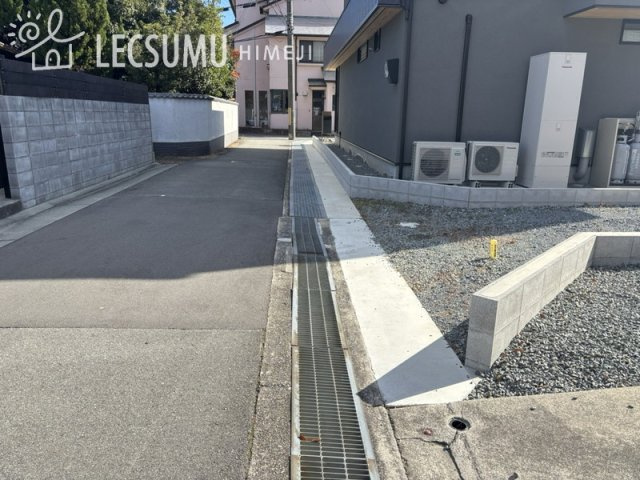 姫路市保城/4区画の前面道路含む現地写真
