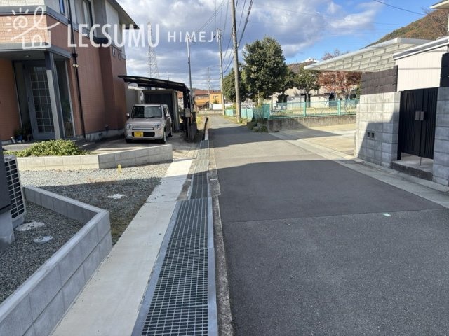 姫路市保城/4区画の前面道路含む現地写真