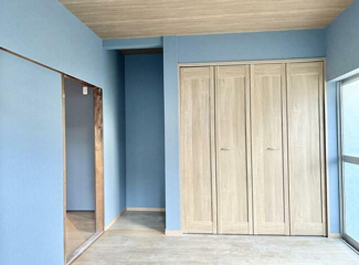 【洋室】 | 甲府市飯田2丁目 中古戸建 南東角地 都市ガス 車3台駐車可