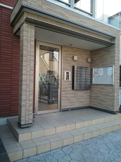 【エントランス】