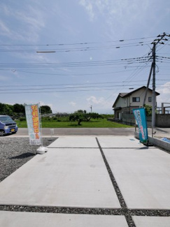 【駐車場】 | 駐車場から東側を望む