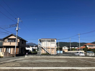 【外観】 | 甲斐市中下条 新築戸建 全3棟の2号棟 敷地面積：206.34ｍ2（62.41坪）