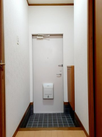 イ－ストヒルズの玄関