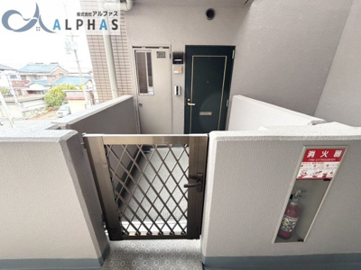 【玄関】 | 藤和ライブタウン加古川東 | 玄関には専用ポーチが約4.18m2あります♪