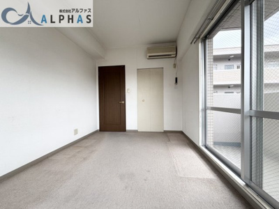 【洋室】 | 藤和ライブタウン加古川東 | バルコニーから光が差し込み明るい雰囲気に♪