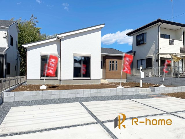 下妻市下妻11期　新築戸建て　1号棟の外観|ご予約を頂ければ、『平日』はもちろん『早朝』や『夜間』もご見学可能です♪お気軽にお申し付けください♪