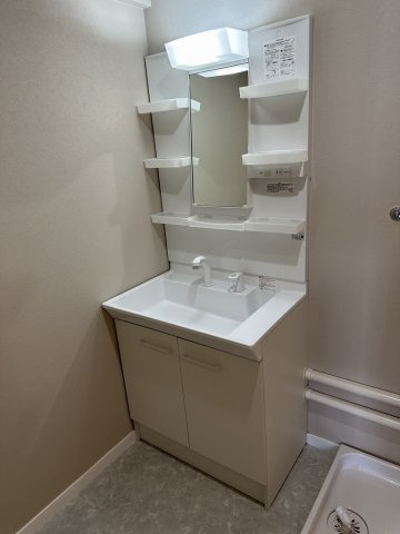 シャルム北4条の独立洗面台