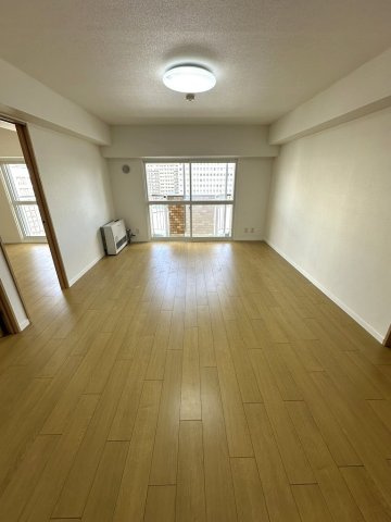 シャルム北4条の居間・リビング