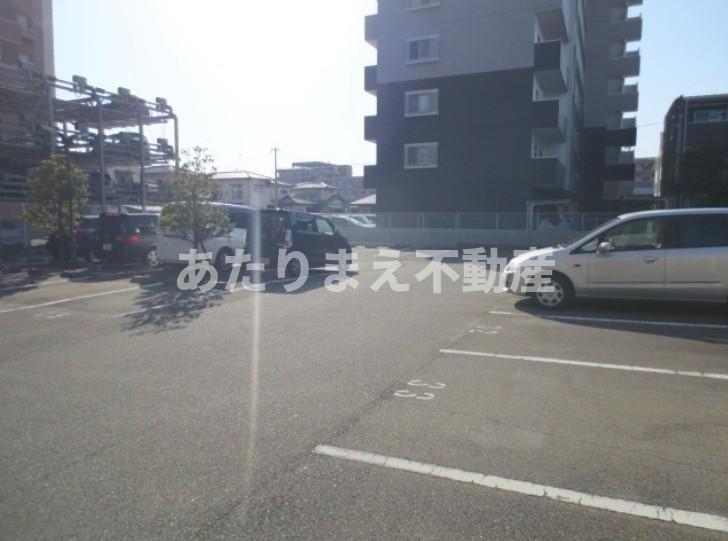 福岡市東区松島１丁目の賃貸マンションの駐車場