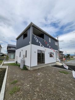 【外観】 | モダンなデザインが印象的な新築