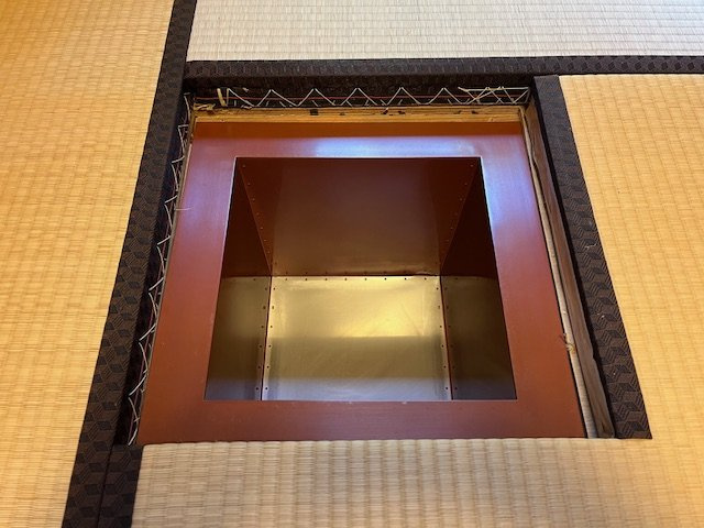 【中古】比企郡鳩山町楓ヶ丘中古住宅の設備|和室には茶道用の炉があります！
未使用です！