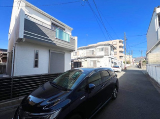 【前面道路含む現地写真】