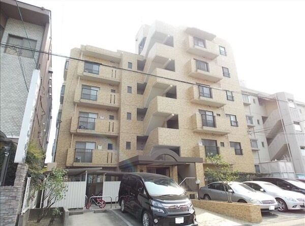 ランドマーク一社