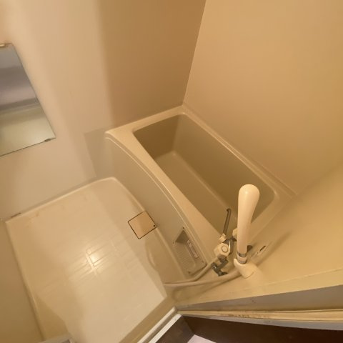 コーポ中畑の浴室|お風呂で日々の疲れを落としましょう