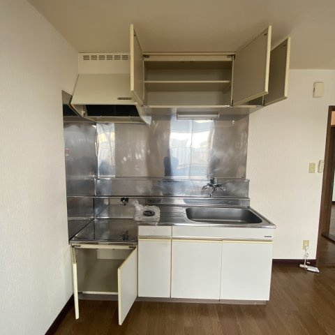 コーポ中畑のキッチン|コンパクトなキッチンで掃除もラクラク