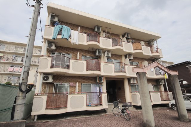 オークマンションおおみやの外観