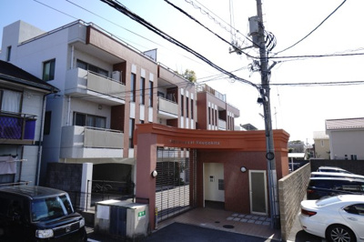 【外観】 | 【上質リフォーム】ソフィスコート庚午北 | 現地（2025年3月10日10：00頃）撮影