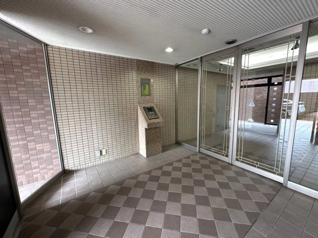 ラビデンス守山町南の防犯設備|オートロック完備です！