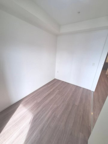 イニシア横浜桜木町の洋室