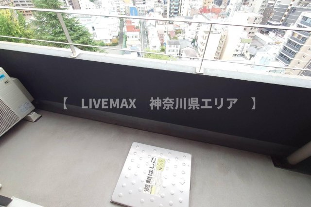 【バルコニー】ドゥーエ横濱桜木町