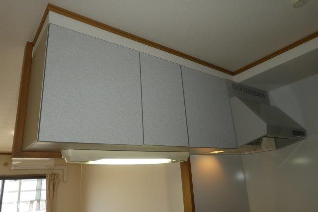 クレールコートⅡのキッチン|キッチン上収納