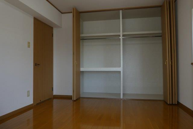 クレールコートⅡの収納|洋室