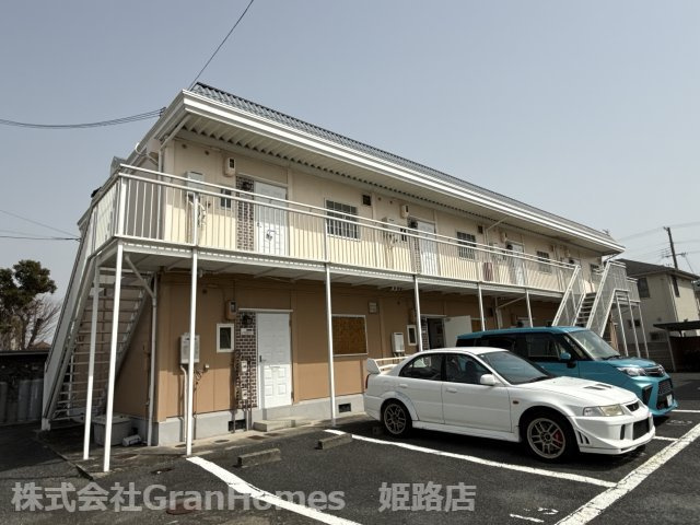 サンシティー北新在家　B棟の外観