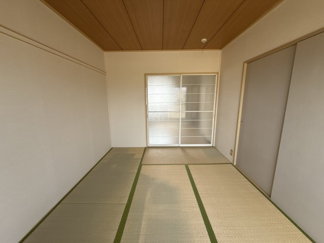 サンシティー北新在家　B棟の寝室