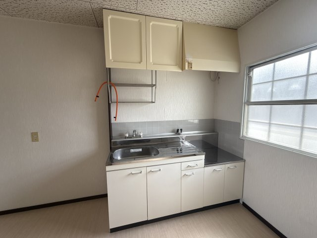 サンシティー北新在家　B棟のキッチン