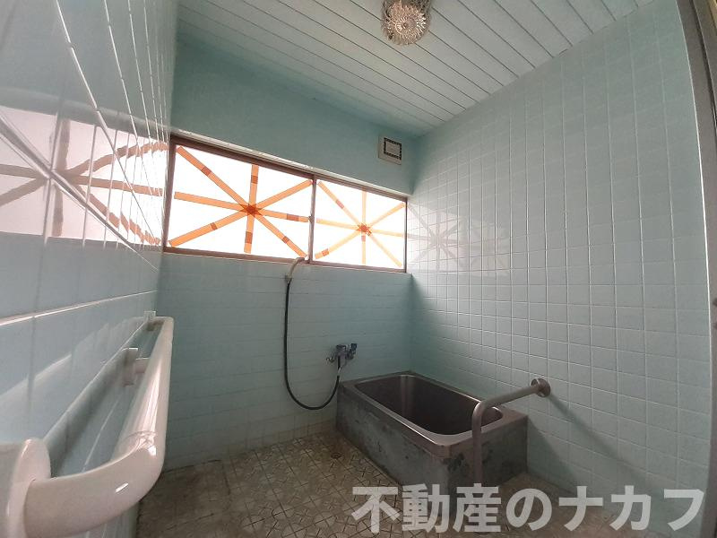 宇土市走潟町の中古一戸建の浴室