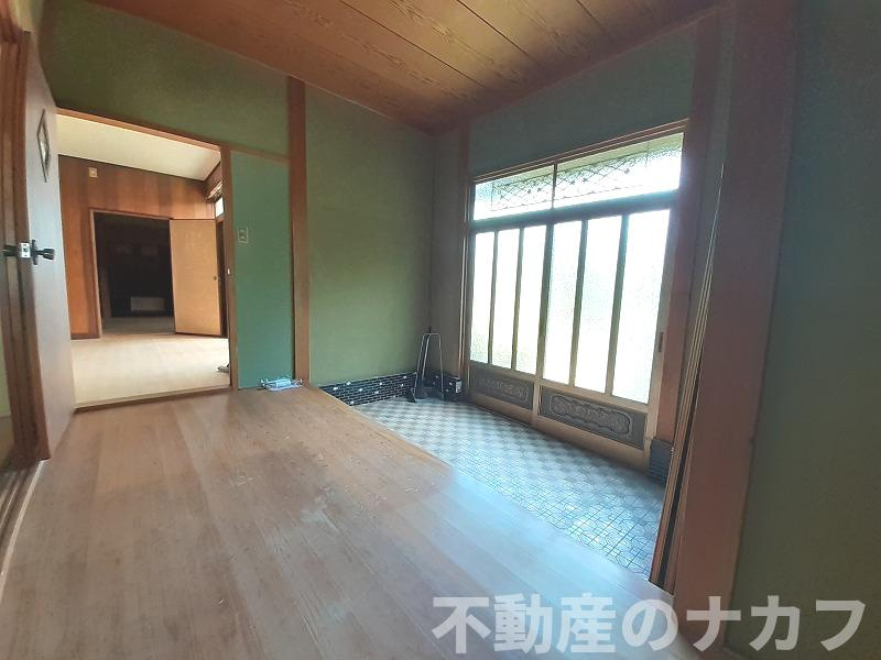 宇土市走潟町の中古一戸建の玄関