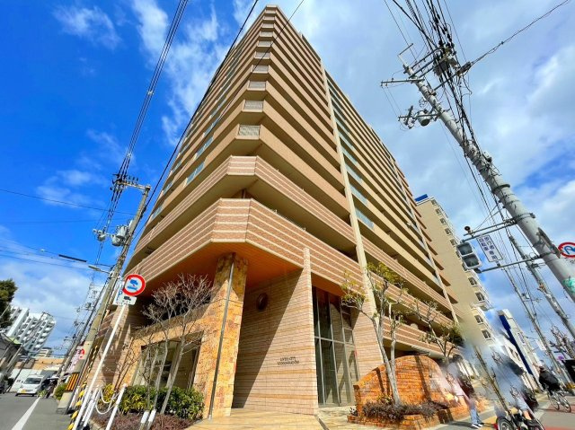 リベールシティ淀川通の外観
