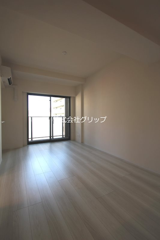 グランカーサ横濱石川町の居間・リビング