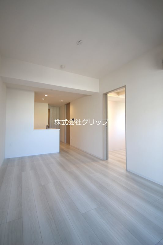 グランカーサ横濱石川町の居間・リビング