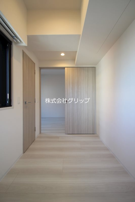 グランカーサ横濱石川町の洋室