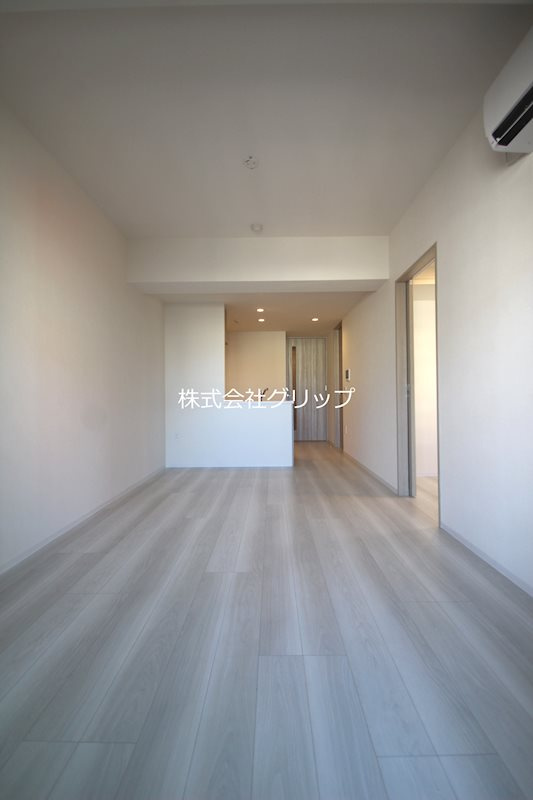 グランカーサ横濱石川町の居間・リビング