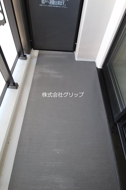 グランカーサ横濱石川町のバルコニー