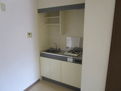 HOMAT2000のキッチン