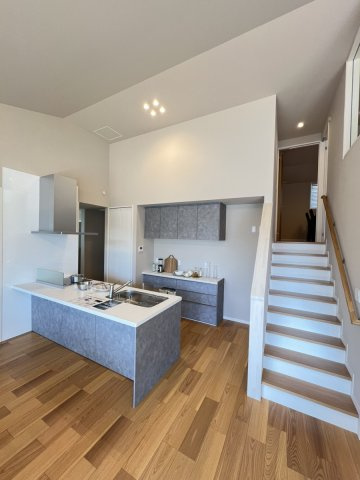 西片町戸建ての居間・リビング