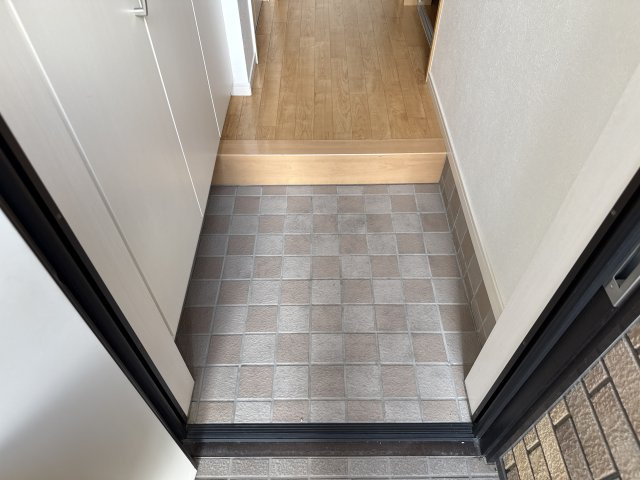 エストコートの玄関