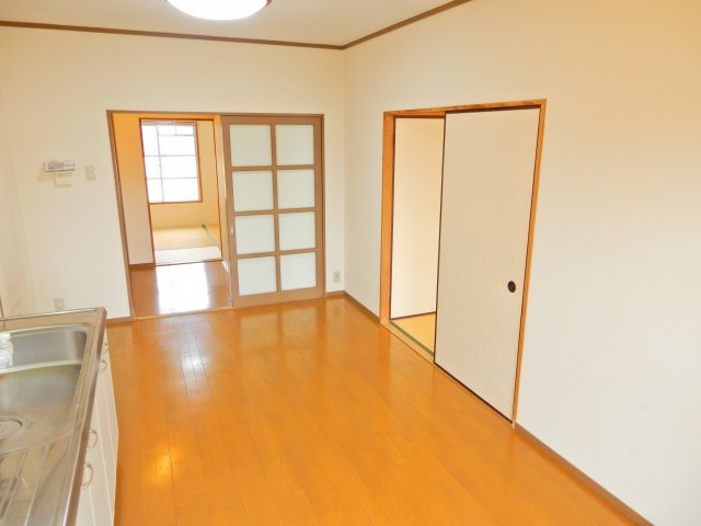 磐手ハイツの内装