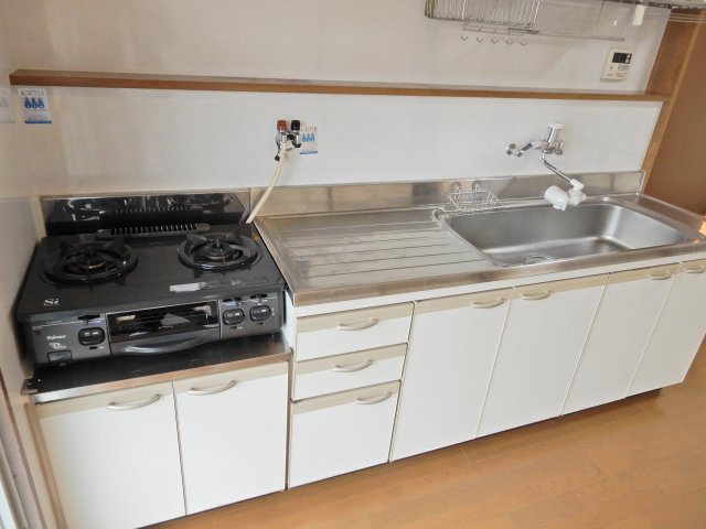 磐手ハイツのキッチン