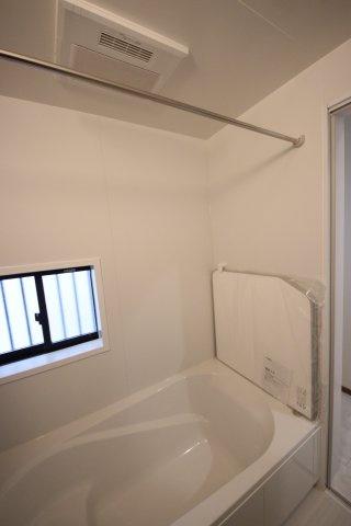 【浴室】 | 《仲介手数料無料》緑区宮本２丁目29-6(B号棟)新築一戸建てハートフルタウン | 撮影日 2025年5月25日 15:50 晴れ