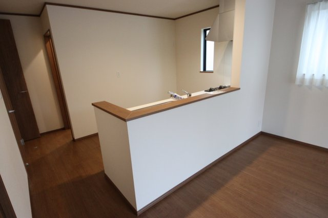 【キッチン】 | 《仲介手数料無料》緑区宮本２丁目29-6(B号棟)新築一戸建てハートフルタウン | 撮影日 2025年5月25日 15:50 晴れ