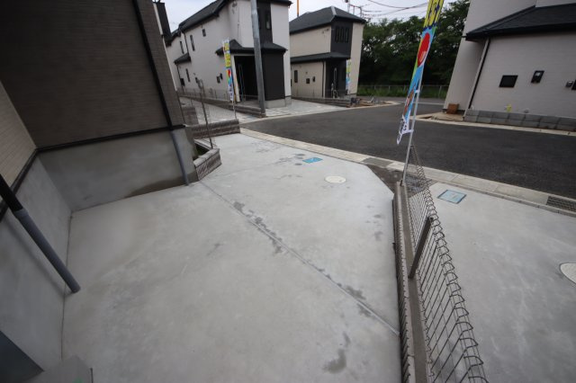 【駐車場】 | 《仲介手数料無料》緑区宮本２丁目29-6(B号棟)新築一戸建てハートフルタウン | 撮影日 2025年5月25日 15:50 晴れ