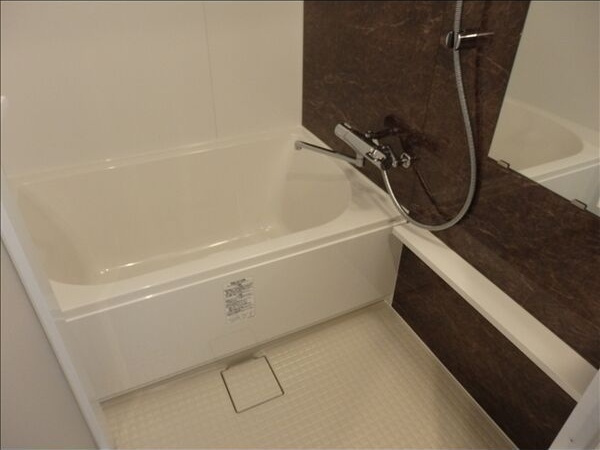 アーバンライフ名駅ウエストの浴室