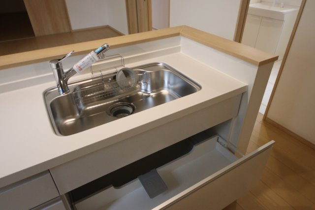 【キッチン】 | 《仲介手数料無料》緑区宮本２丁目29-6(J号棟)新築一戸建てハートフルタウン | 2025年6月12日 15:00 曇り