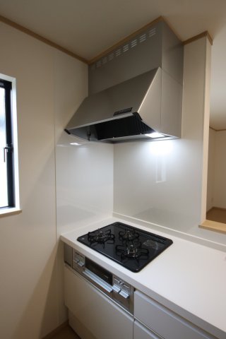 【キッチン】 | 《仲介手数料無料》緑区宮本２丁目29-6(J号棟)新築一戸建てハートフルタウン | 2025年6月12日 15:00 曇り